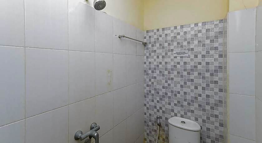 OYO 1289 Cbr Residence