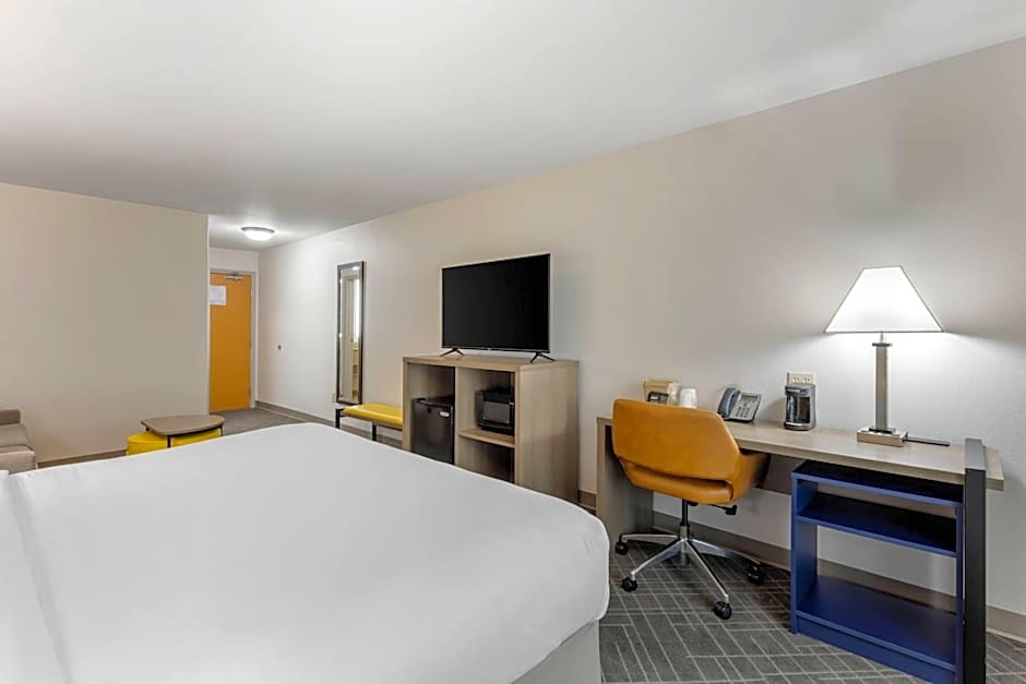 Comfort Inn & Suites Glenwood Springs On The River