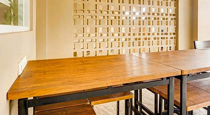 OYO Life  92499 Bagas Homestay Wonokitri