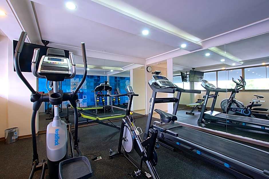 Econo Express Hotel