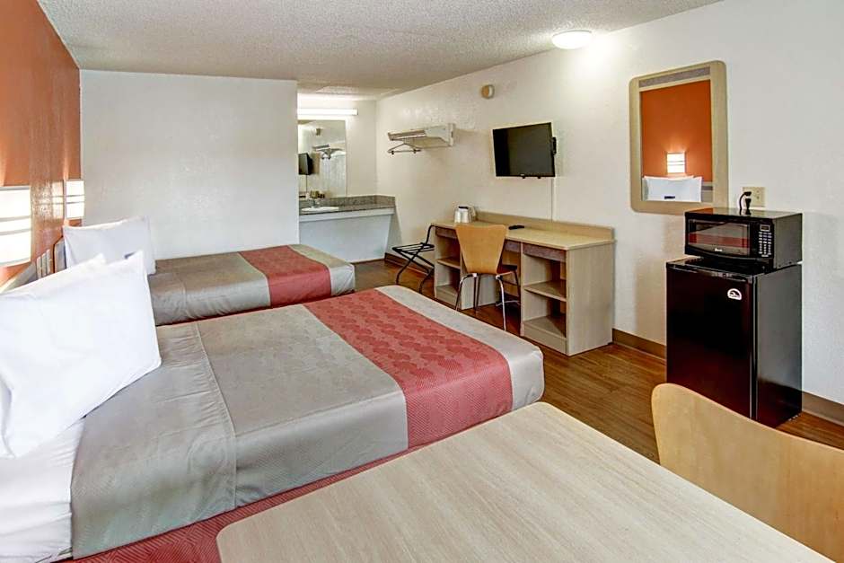 Motel 6-Union City, GA - Atlanta Airport