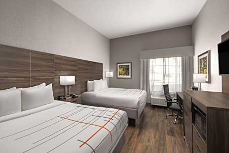 Two Queen Beds - Non-Smoking