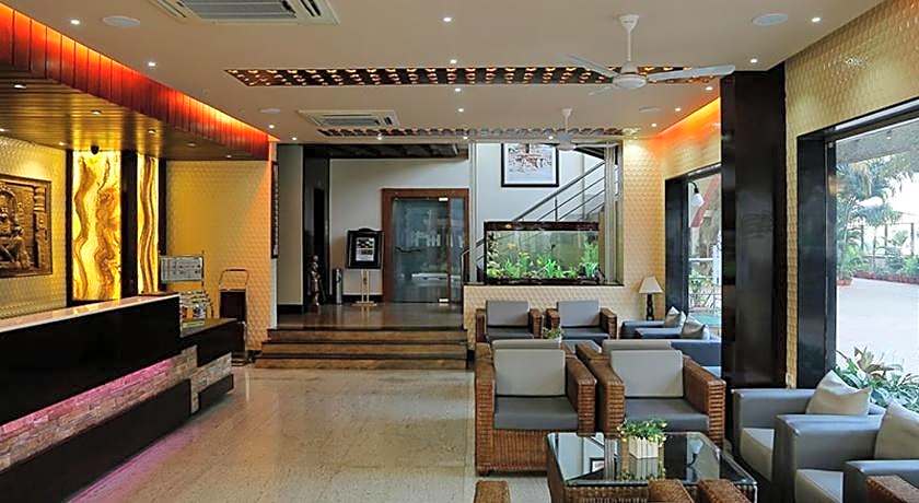 Hotel Hampi International