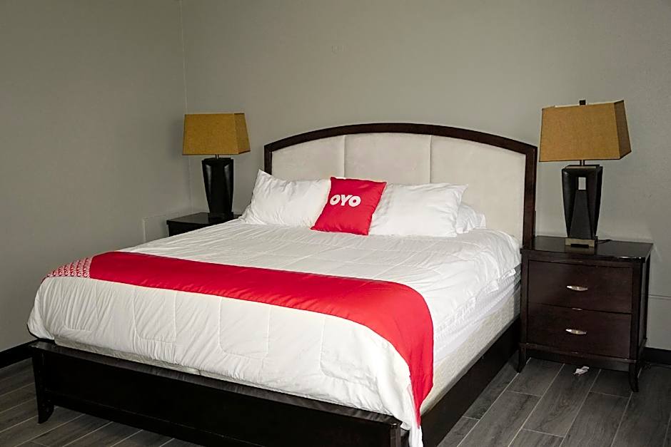 OYO Hotel Edmond - University of Central Oklahoma
