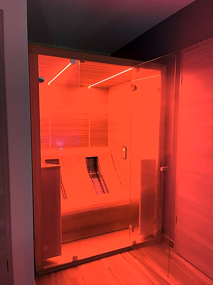 LA VALENTINE Love room GITES DES 3 LAVOIRS