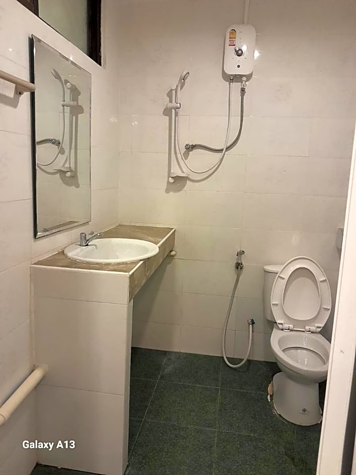 Miracle Gallery Hotel