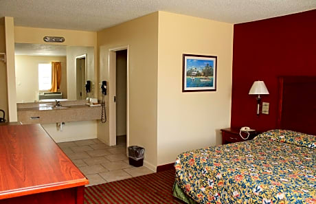 King Room - Non-Smoking