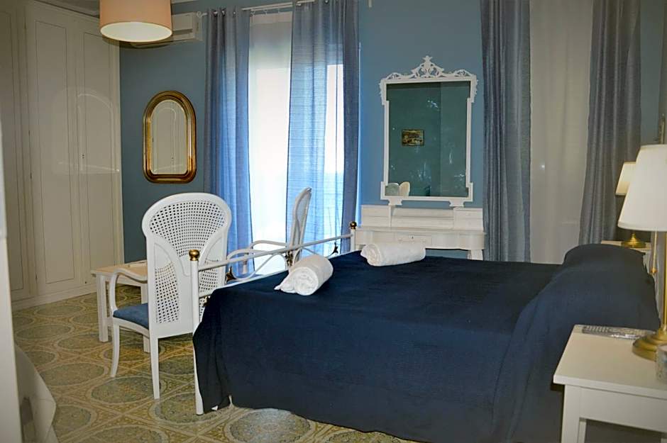 B&B A Due Passi Dal Mare