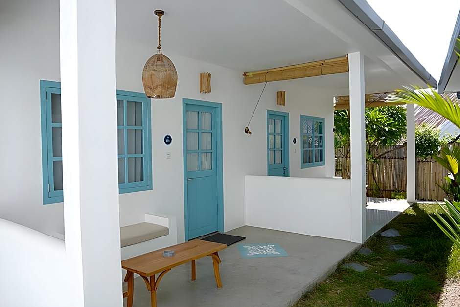 Seaesta Komodo Hostel & Hotel