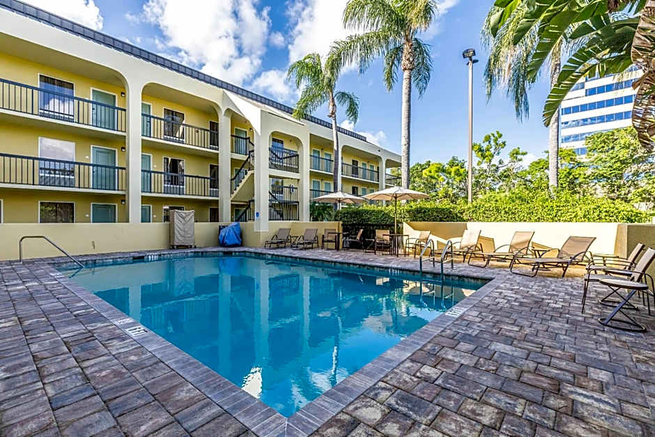 Quality Inn Palm Beach International Airport