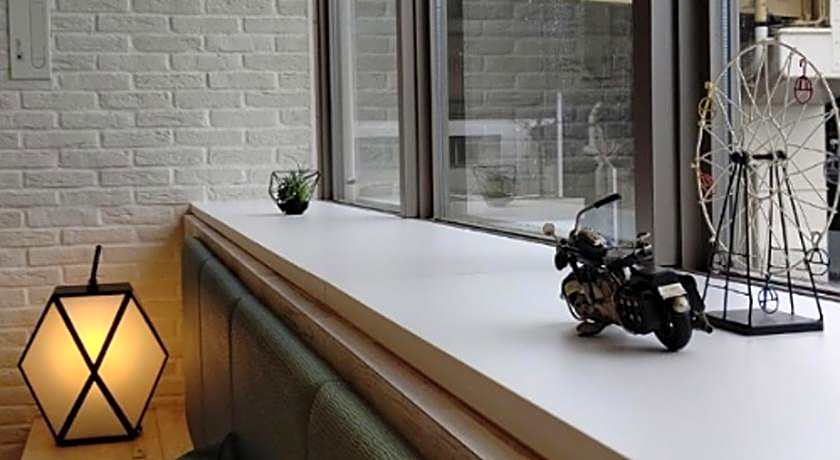 VIA INN SHIN-OSAKA SHOMENGUCHI - JR WEST GROUP