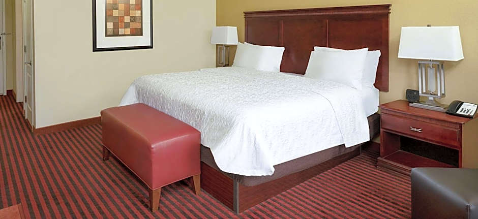 Photo 1 of 4 of 1 King Bed, Hearing/Mobility Accessible, Roll in Shower