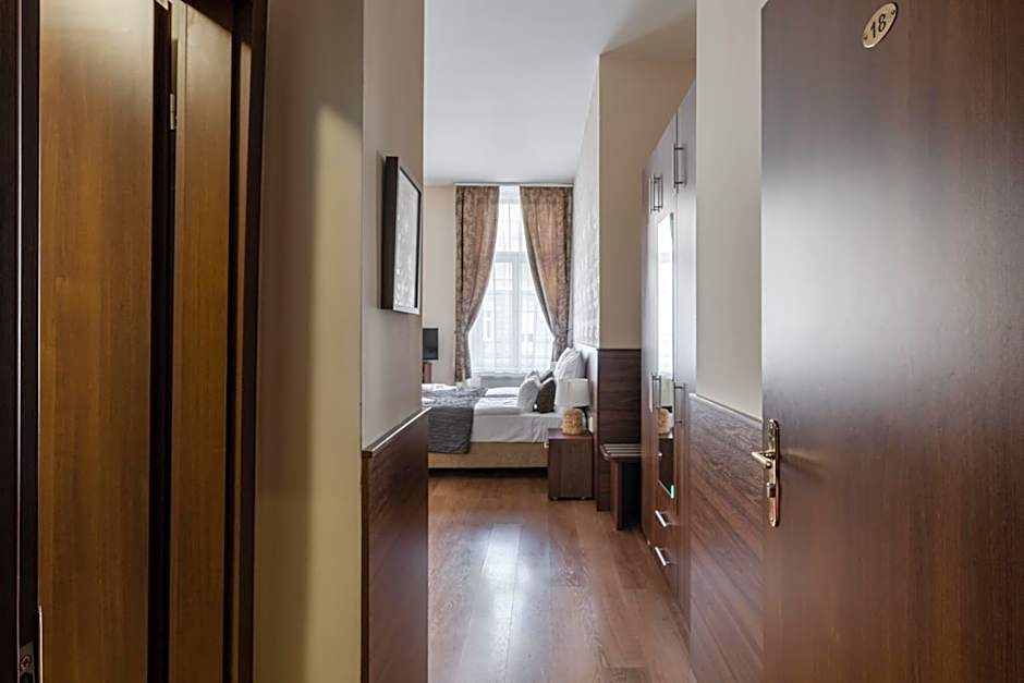 Elit Boutique Rooms- Best Location by BQA