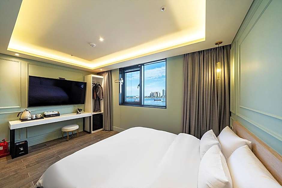 Sokcho Business Hotel CAMEL