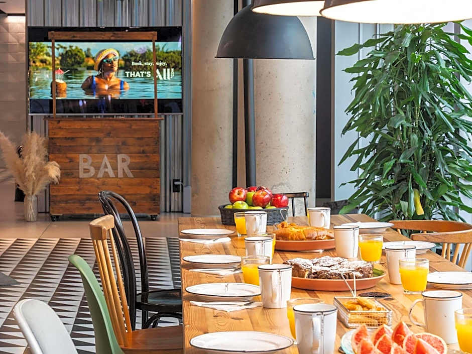 ibis Barcelona Pza Glories 22