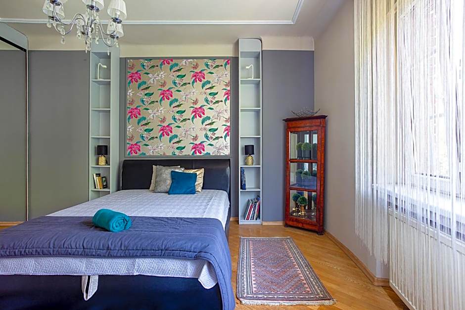 Serpentine Apartments at Buda Castle