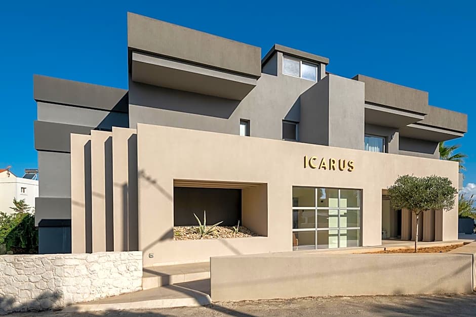 Icarus Hotel