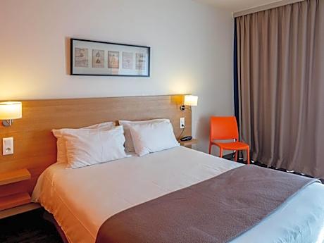 Superior Double Room - Pool Side