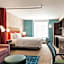 Home2 Suites By Hilton Milwaukee West