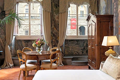 King Suite with Whirlpool