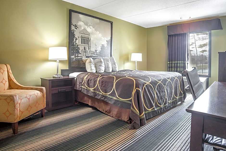 Super 8 by Wyndham Indianapolis South