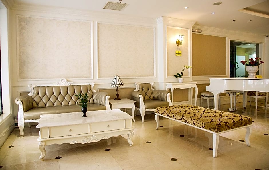 City Bay Palace Hotel