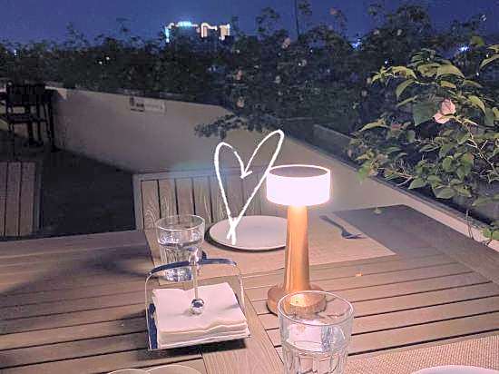 Ching Hotel