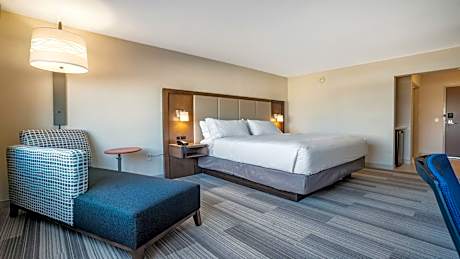Standard King Room - Communications Accessible