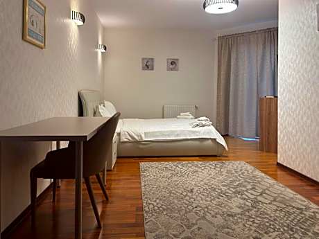 Two-Bedroom Apartment with Balcony (4 Adults)