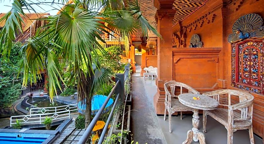 Hotel Lumbung Sari Legian