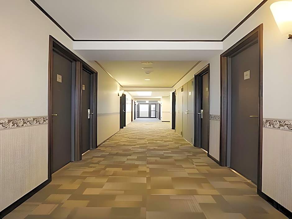 Toyoko Inn Tokyo Korakuen Bunkyokuyakusho-Mae