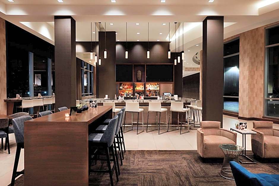 AC Hotel by Marriott Cincinnati at The Banks