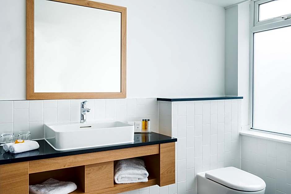 Holiday Inn Reading South M4 Jct 11 By IHG