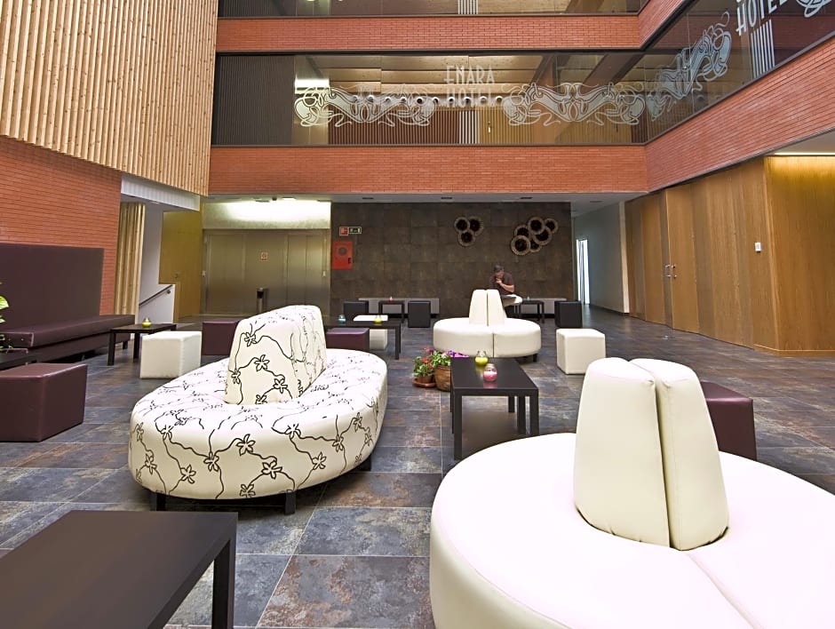 Hotel Enara