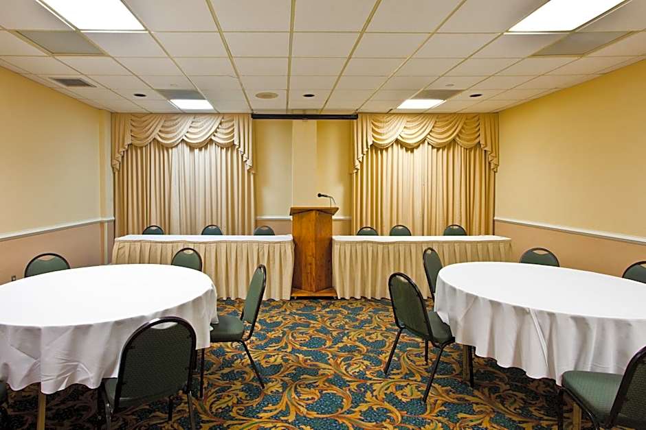 Holiday Inn Port St. Lucie By IHG