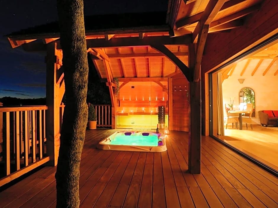 Cabane de Prestige avec Jacuzzi et Sauna privatifs