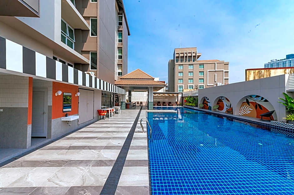 Buri Sriphu Boutique Hotel