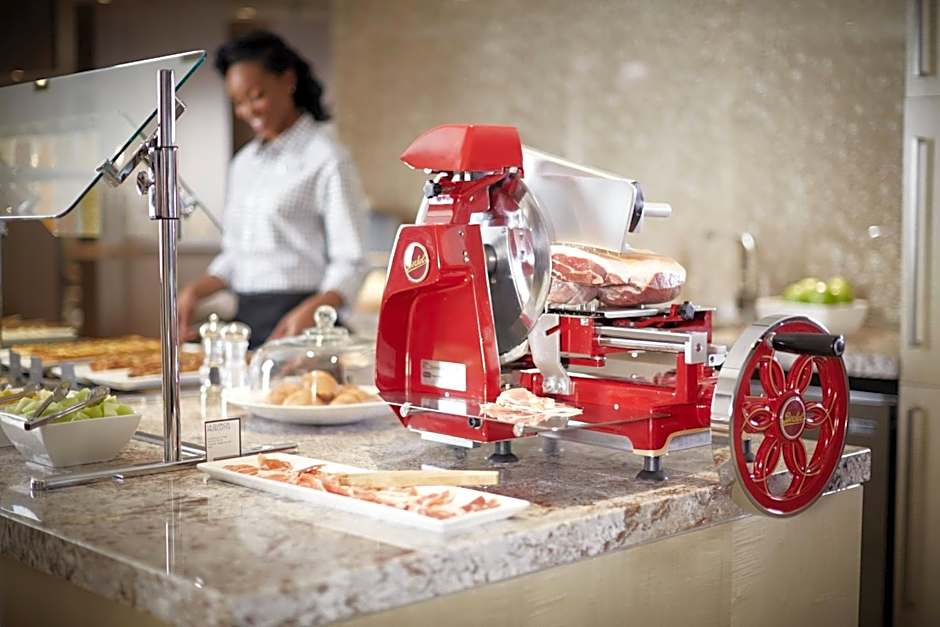 AC Hotel by Marriott Chicago Downtown