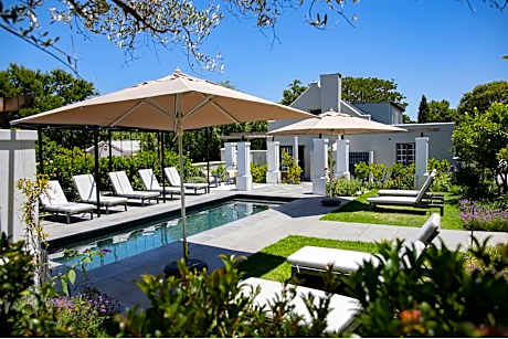 Macaron Boutique Guest House