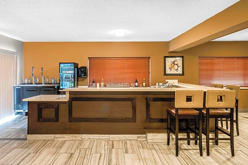 Clarion Inn Near Jblm – Tacoma, WA
