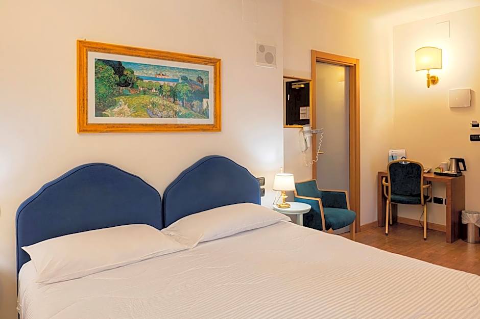 Hotel International