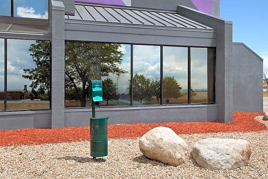 Spark by Hilton Denver East I 70