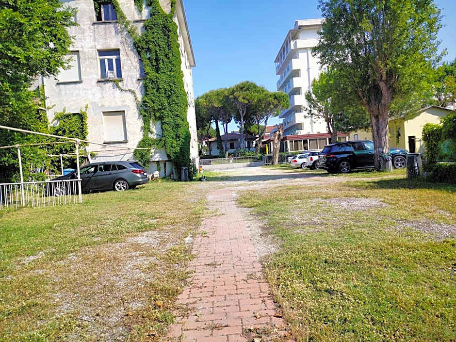 Hotel De Amicis