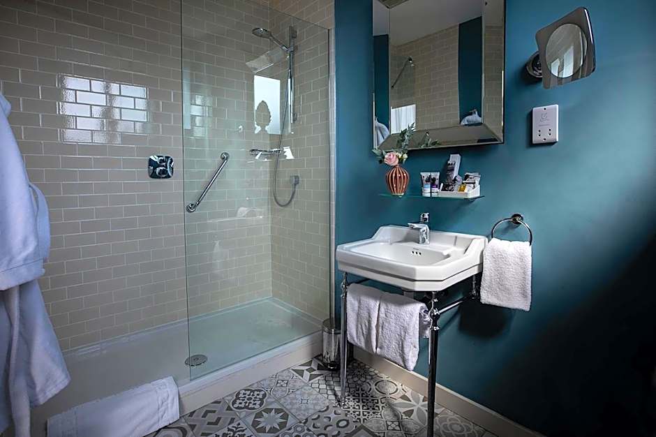 Queens Hotel & Spa Bournemouth
