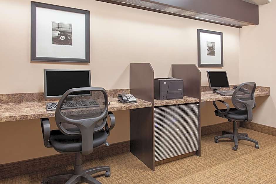 Ramada by Wyndham Brooks