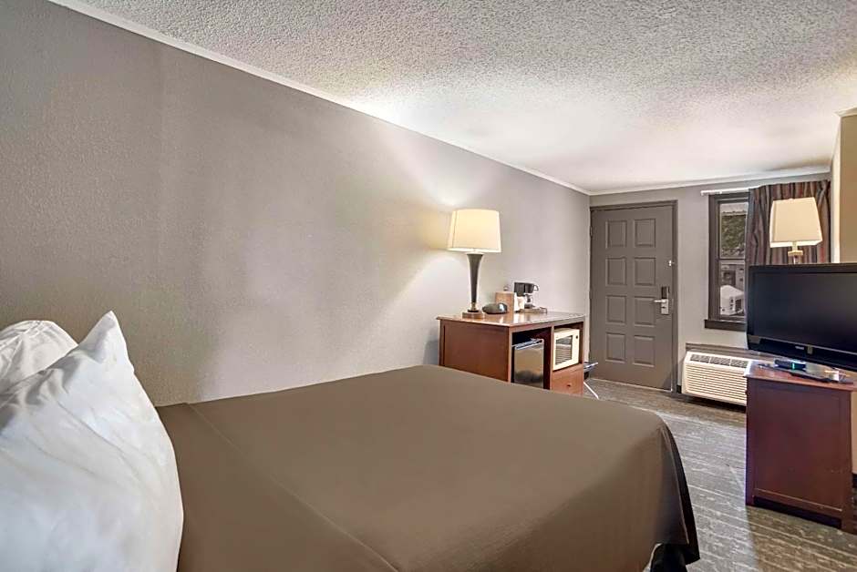 Rodeway Inn Carlisle North