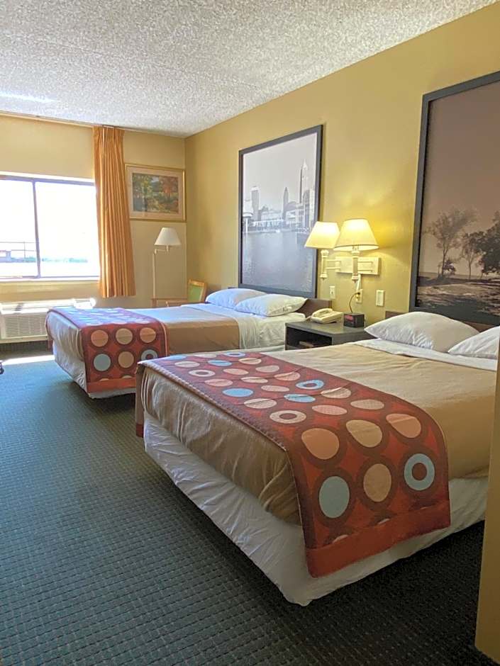 Super 8 by Wyndham Port Clinton