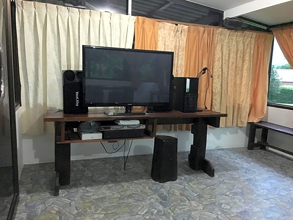 Baan MaiKhiangPhu Wang Nam Khiao