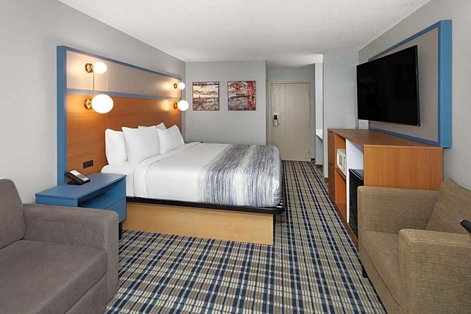 AmericInn by Wyndham Lake Mills