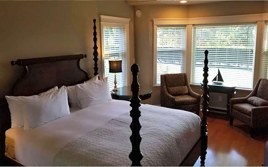 Crown Mansion Boutique Hotel & Villas